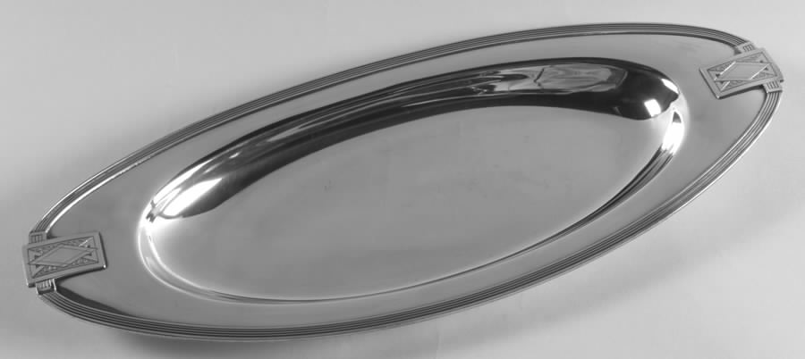 Noblesse (Silverplate, Hollowware) Silverplate Bread Tray by Oneida Silver-1