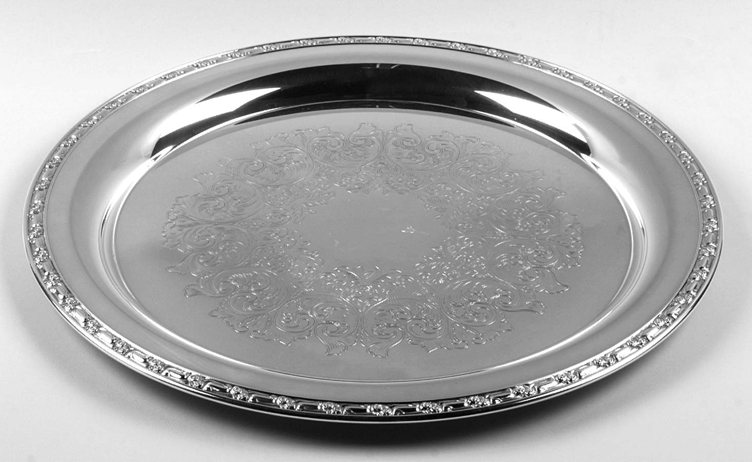 Park Lane (Silverplate, Hollowware) 18" Oval Serving Platter by Oneida Silver-1