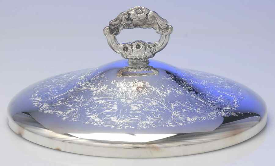 Park Lane (Silverplate, Hollowware) 1.5 Qt Round Covered Casserole Lid by Oneida Silver-1