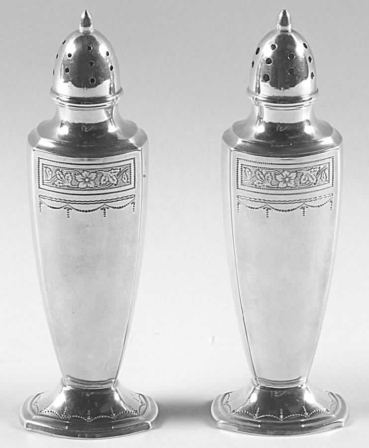 Paul Revere (Silverplate, Hollowware) Salt & Pepper Set by Oneida Silver-1