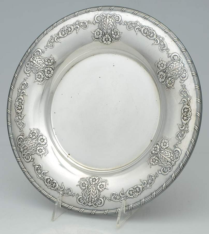 Ardsley (Silverplate, 1921, Hollowware) 11" Round Tray by Oneida Silver-1