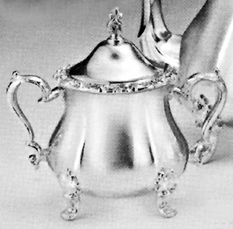 Camille (Silverplate, 1961, Hollowware) Sugar Bowl & Lid by Oneida Silver-1