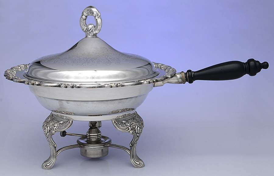 Du Maurier (Silverplate, Hollowware) Chafing Dish W/Lid, Burner & Stand by Oneida Silver-1