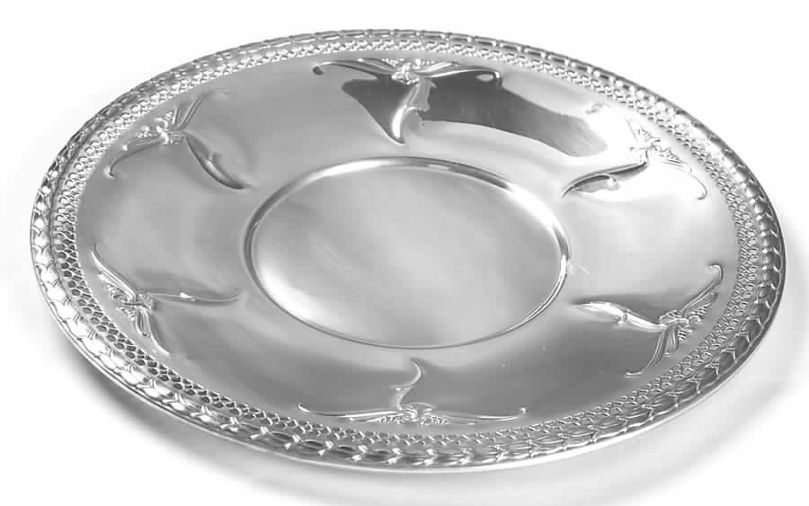 Lady Hamilton (Silverplate, 1932, Hollowware) Silverplate Sandwich Plate by Oneida Silver-1