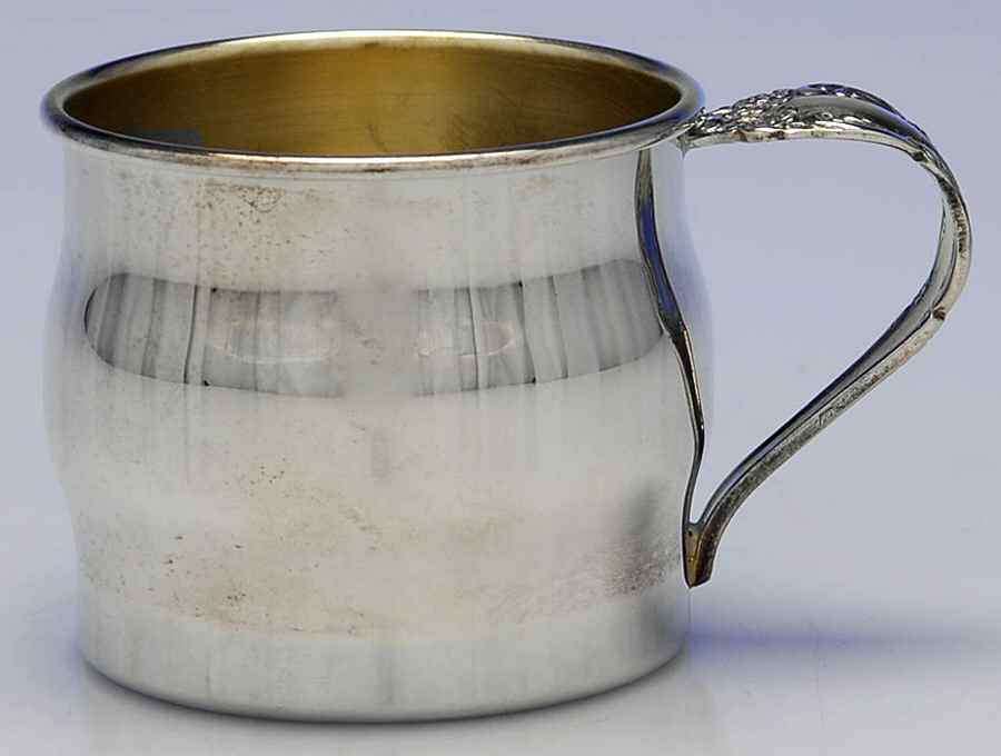 Baroque Rose (Silverplate, Hollowware) Gold Lined Baby Cup by Oneida Silver-1