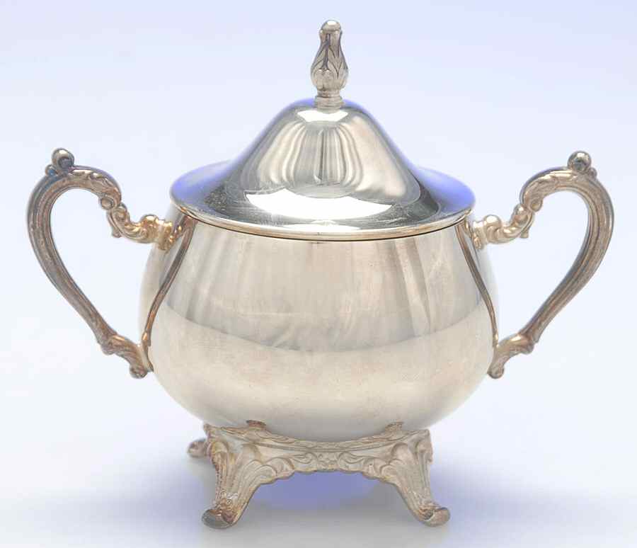 Baronet (Silverplate, Hollowware) Sugar Bowl & Lid by Oneida Silver-1