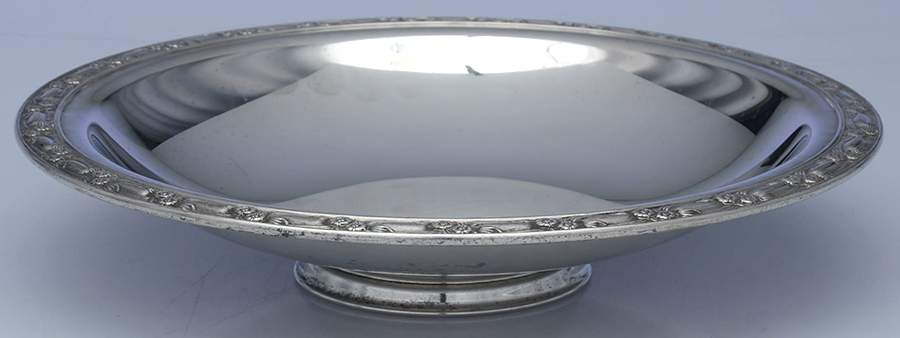 Park Lane (Silverplate, Hollowware) 9" Round Vegetable Bowl by Oneida Silver-1
