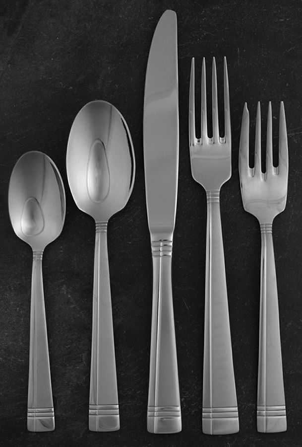 Amsterdam (Stainless) 5 Piece Place Setting by Oneida Silver-1