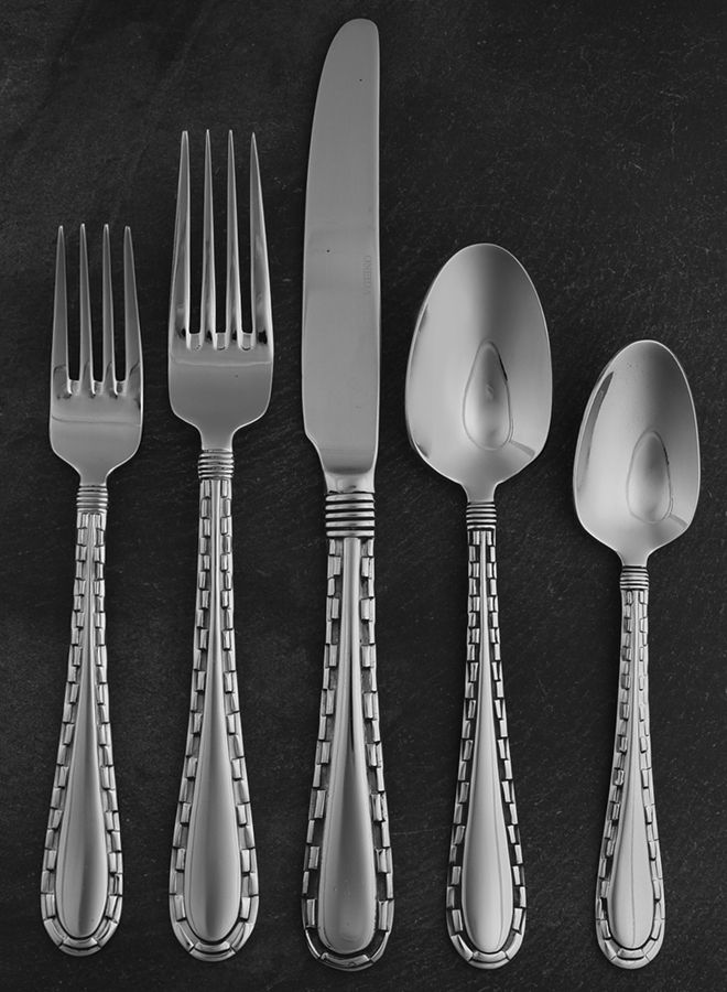 Madrid (Stainless, Intro 2003) 5 Piece Place Setting by Oneida Silver-1