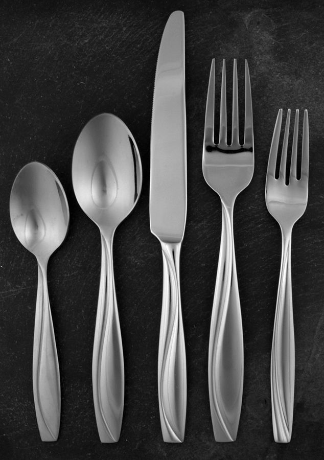 Groove (Stainless) 5 Piece Place Setting by Oneida Silver-1