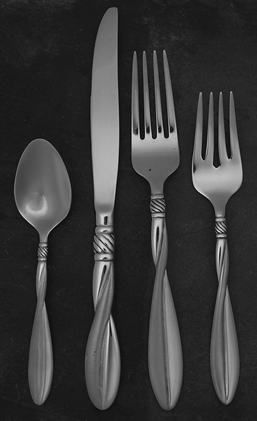 Nuance (Stainless) 4 Piece Place Setting by Oneida Silver-1
