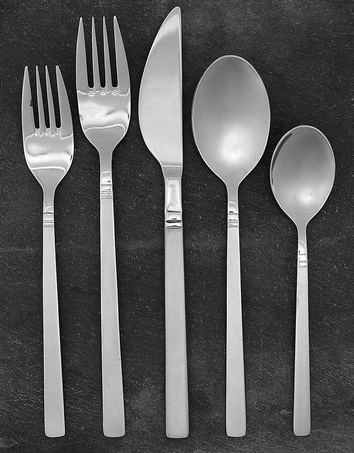 Fajita (Stainless) 5 Piece Place Setting by Oneida Silver-1