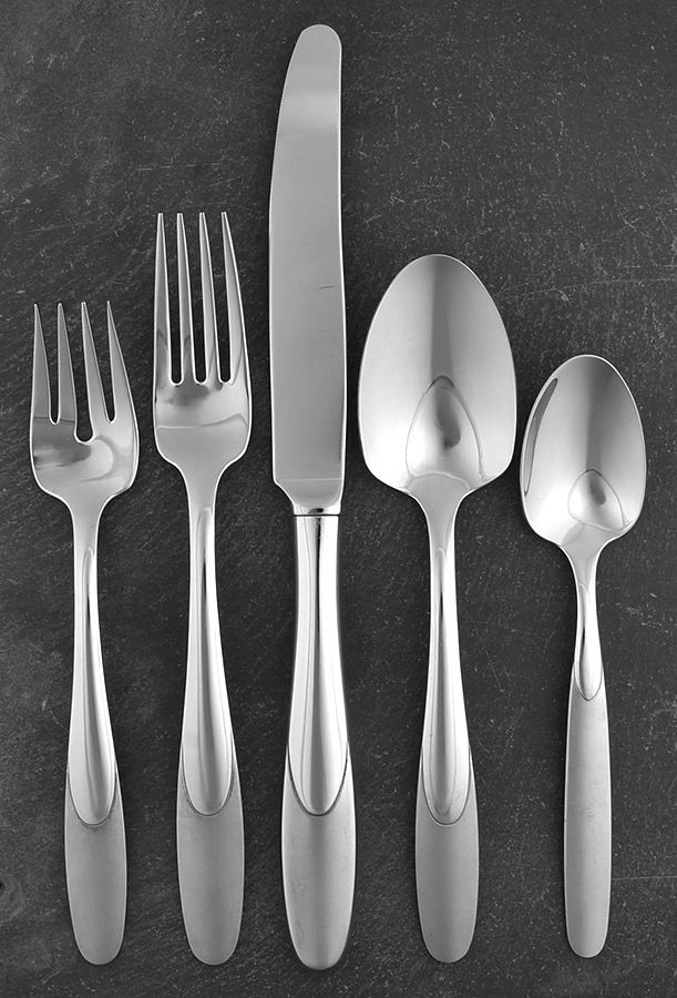 Paramount (Stainless) 5 Piece Place Setting by Oneida Silver-1