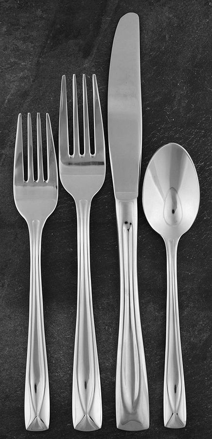 Lincoln (Stainless) 4 Piece Place Setting by Oneida Silver-1