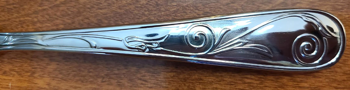 Vineyard (Stainless) Teaspoon by Oneida Silver-1