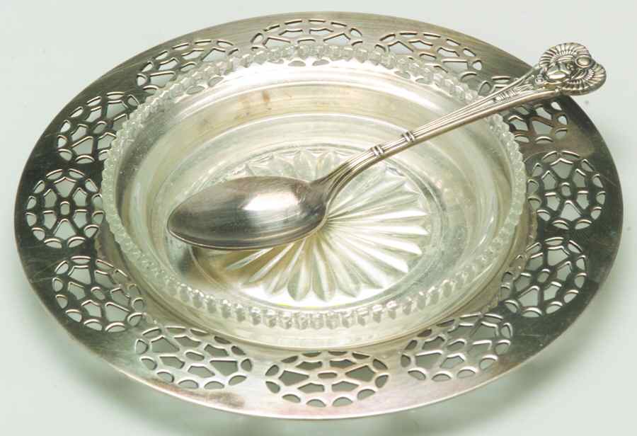 9230 (Silverplate, Hollowware) Jelly Set w/Glass Liner, Underplate & Spoon by Oneida Silver-1