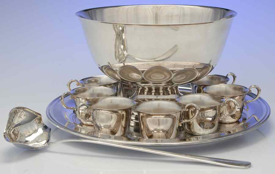 Ridgewood (Slvp, Hlwr, Smooth Edge) 11 Piece Punch Set (Bowl, Ladle, Tray & 8 Cups) by Oneida Silver-1