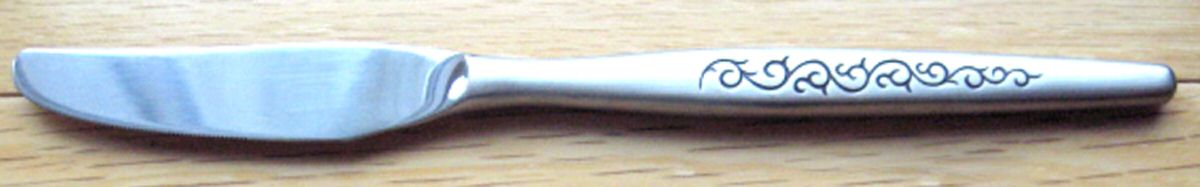 OHS295 (Stainless) Modern Solid Knife by Oneida Silver-1