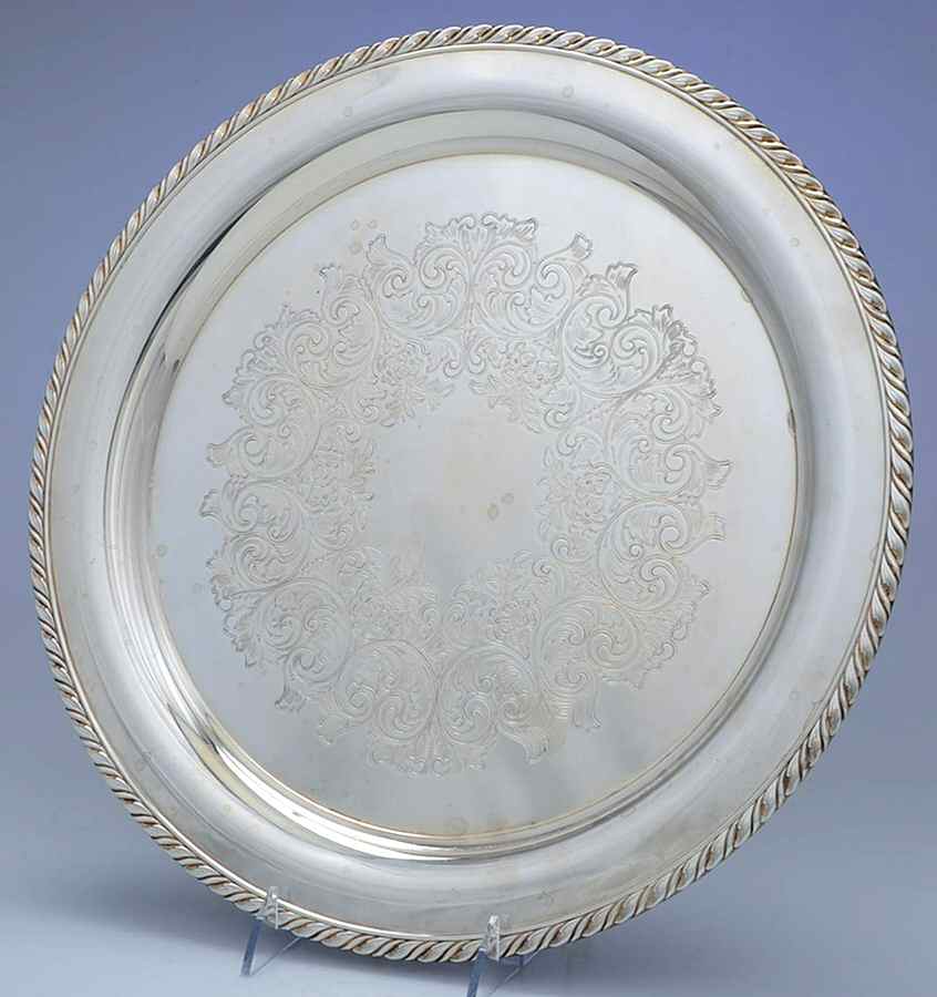 Silverplate Hollowware 14" Round Tray by Oneida Silver-1