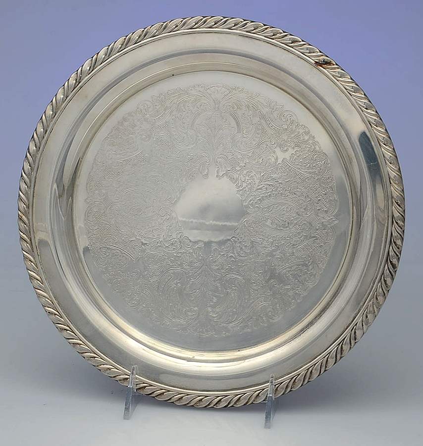 Silverplate Hollowware 10" Round Tray by Oneida Silver-1