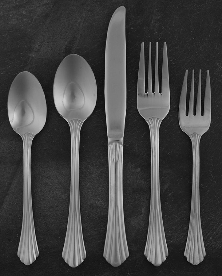 Dublin (Stainless) 5 Piece Place Setting by Oneida Silver-1