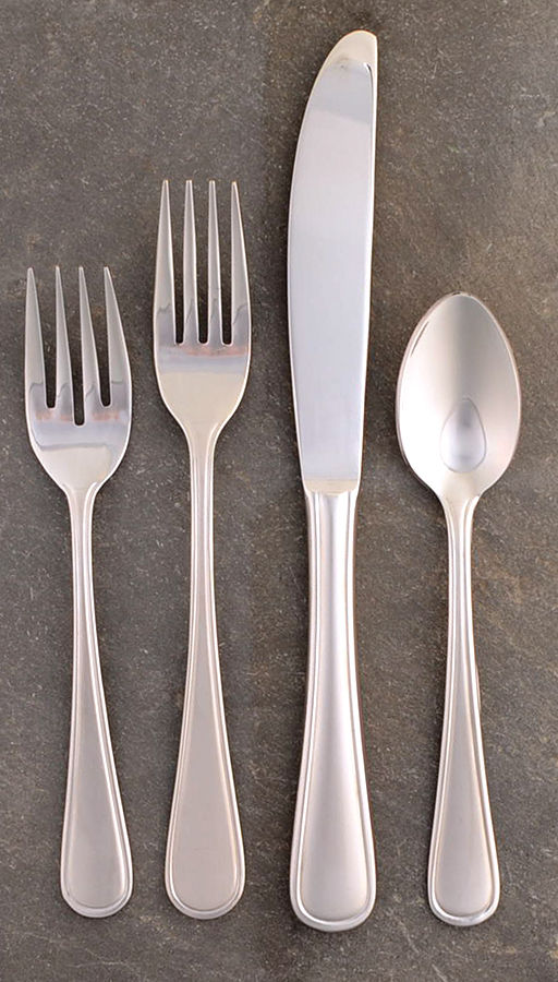 Accord (Stainless) 4 Piece Place Setting by Oneida Silver-1