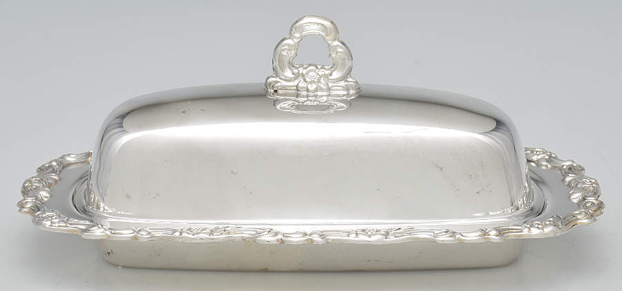 Bellfontaine (Silverplate, Hollowware) 1/4 Pound Covered Butter Dish by Oneida Silver-1