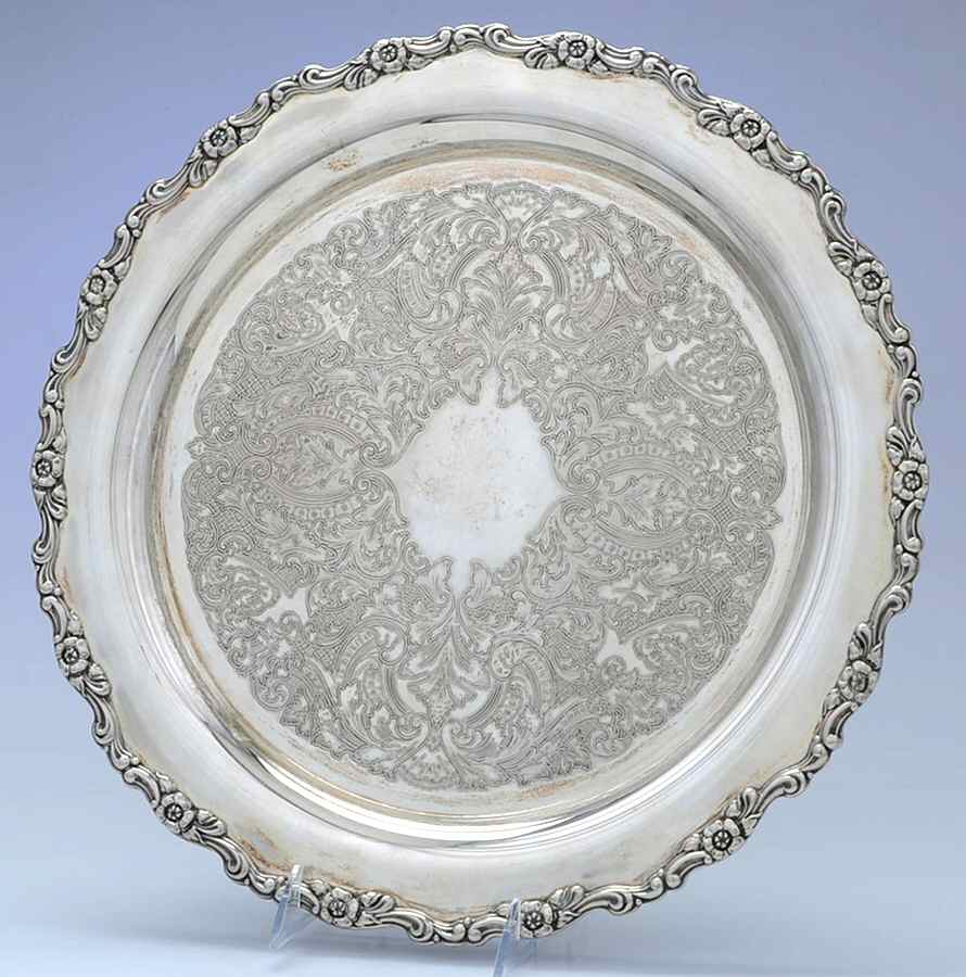 Bellfontaine (Silverplate, Hollowware) 15" Round Tray by Oneida Silver-1
