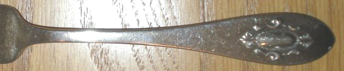 OHS322 (Silverplate) Indented Solid Handled Fork by Oneida Silver-1