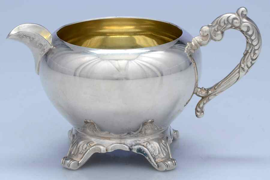2378 (Silverplate, Hollowware) Creamer by Oneida Silver-1