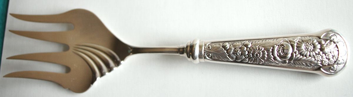 Garland (Silverplate, 1894) Large Solid Cold Meat Serving Fork by Oneida Silver-1