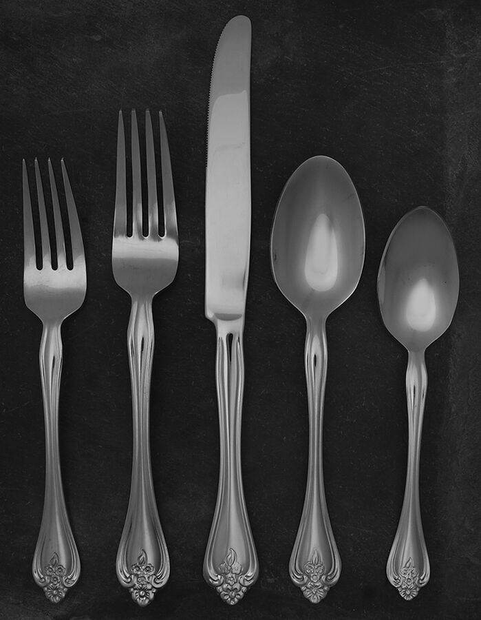 Boutonniere (Stainless) 5 Piece Place Setting by Oneida Silver-1