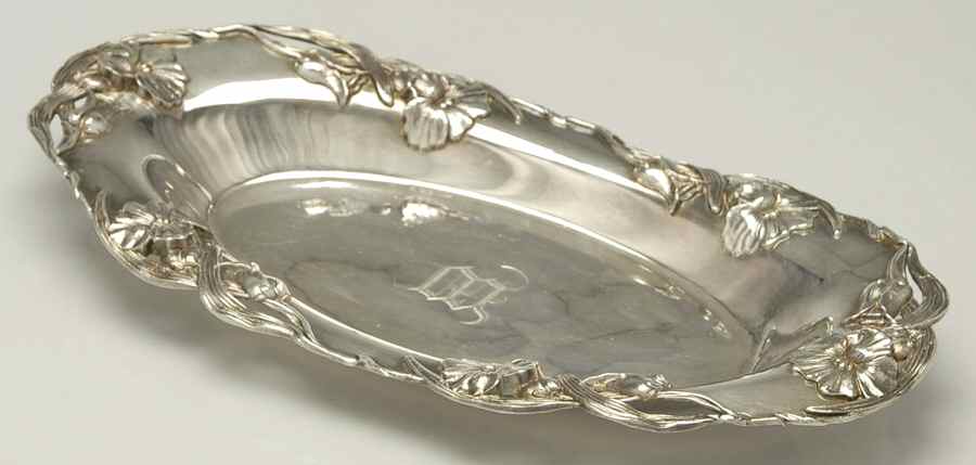 504 (Silverplate, Hollowware) 12" Bread Tray by Oneida Silver-1