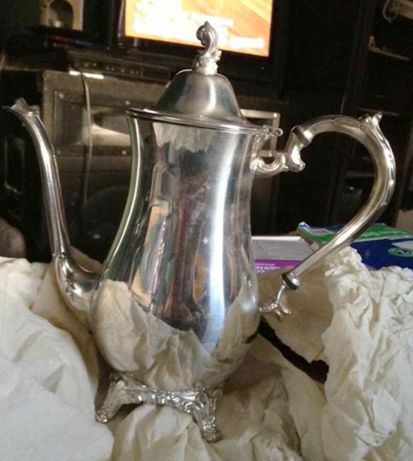 OHS387 (Silverplate, Hollowware) Silverplate Coffee Pot by Oneida Silver-1