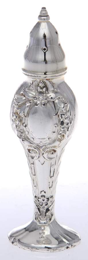 Old South (Silverplate, Hollowware) Pepper Shaker by Oneida Silver-1