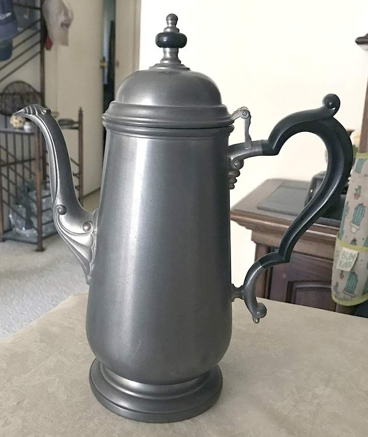OHS395 (Pewter, Hollowware) Black Handle Coffee Pot by Oneida Silver-1