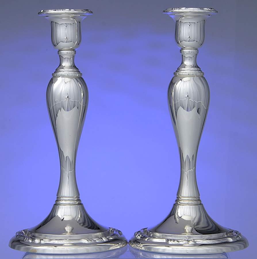 OHS406 (Silverplate, Hollowware) Pair of 9" Candlesticks by Oneida Silver-1