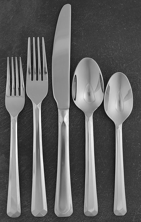 Chroma-Mandolina (Stainless) 40 Piece Estate Set by Oneida Silver-1