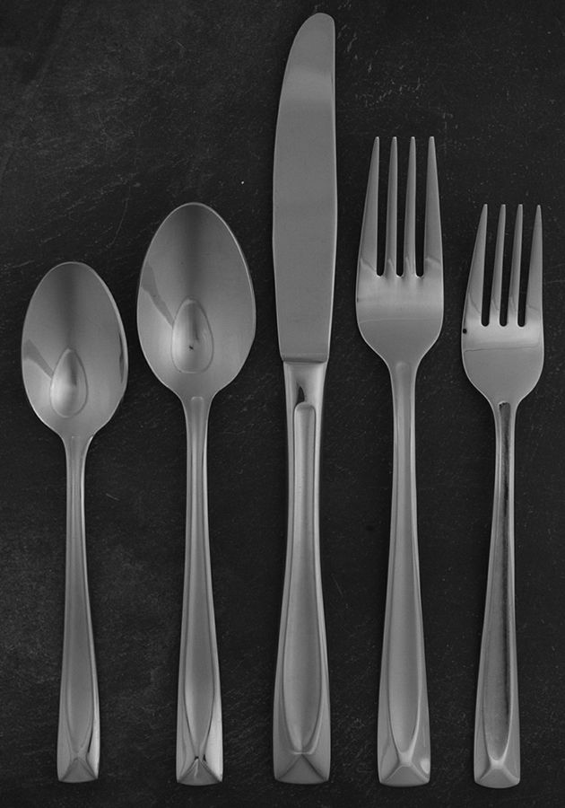 Satin Lincoln (Stainless) 5 Piece Place Setting by Oneida Silver-1