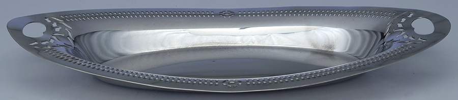 0219 (Silverplate, Hollowware) 12" Bread Tray by Oneida Silver-1