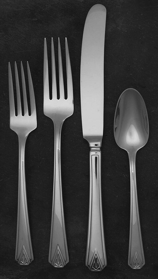 Deauville (Stainless) 4 Piece Place Setting by Oneida Silver-1