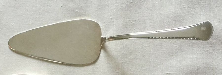 OKA15 (Sterling) Solid Pie Server by Otto Kaltenback (OKA)-1
