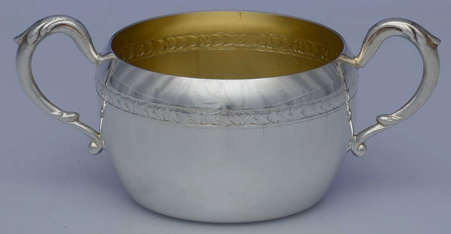 4736 (Silverplate, Hollowware, Canada) Mini Open Sugar Bowl by Oneida Silver-1