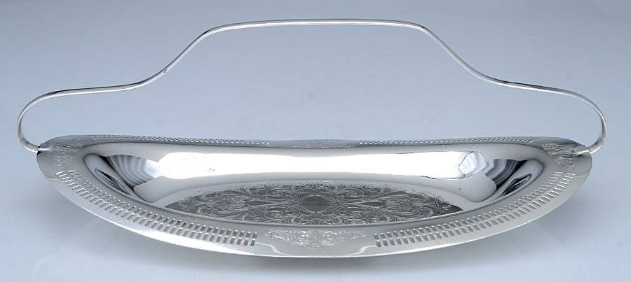 810B (Silverplate, Hollowware) Plated Bread Tray with Handle by Oneida Silver-1