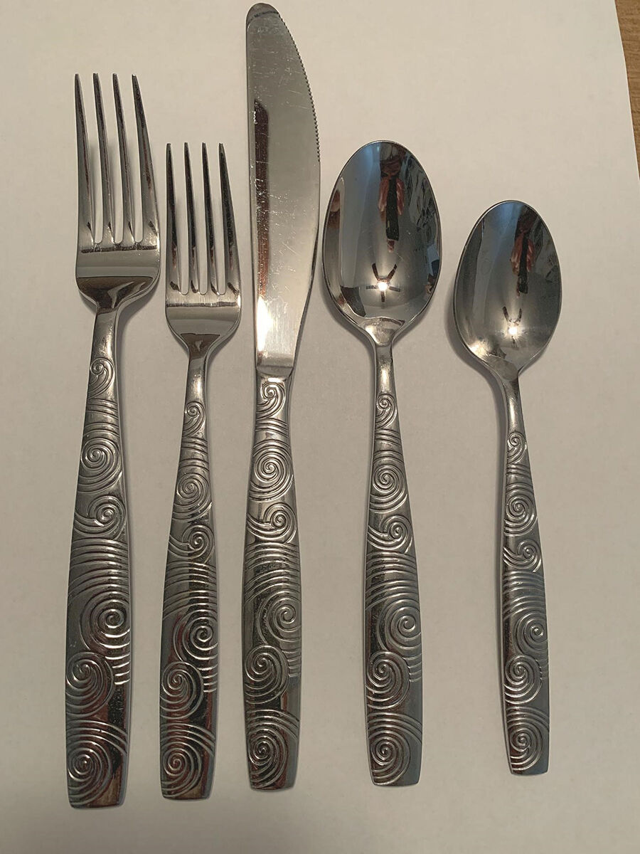 Gale (Stainless) Teaspoon by Oneida Silver-1