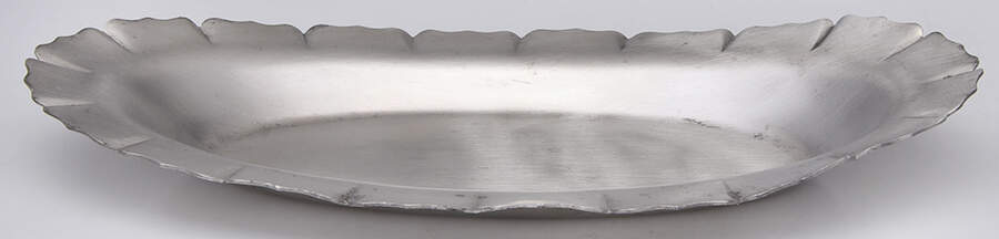 OLO1 (Pewter, Hollowware) Bread Tray by Old Colony-1