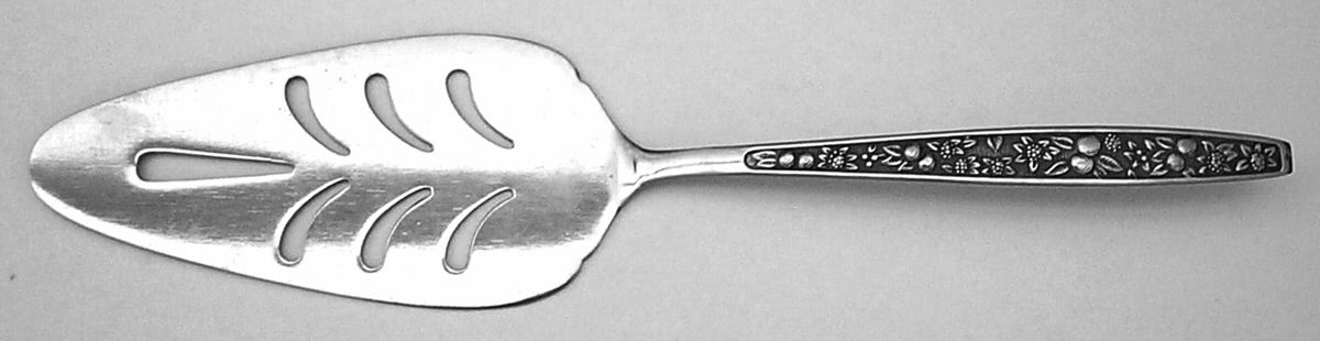Harvest (Stainless) Pierced All Stainless Pie Server by Pageant-1