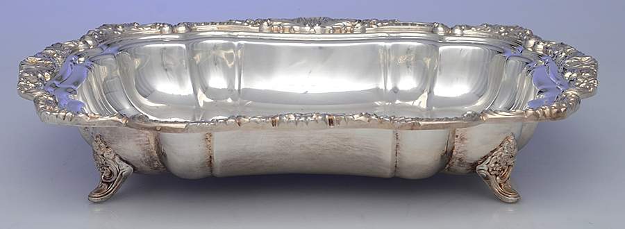 Lancaster Rose (Silverplate, Hollowware) Rectangular Entree Server No Lid by Poole Silver -1