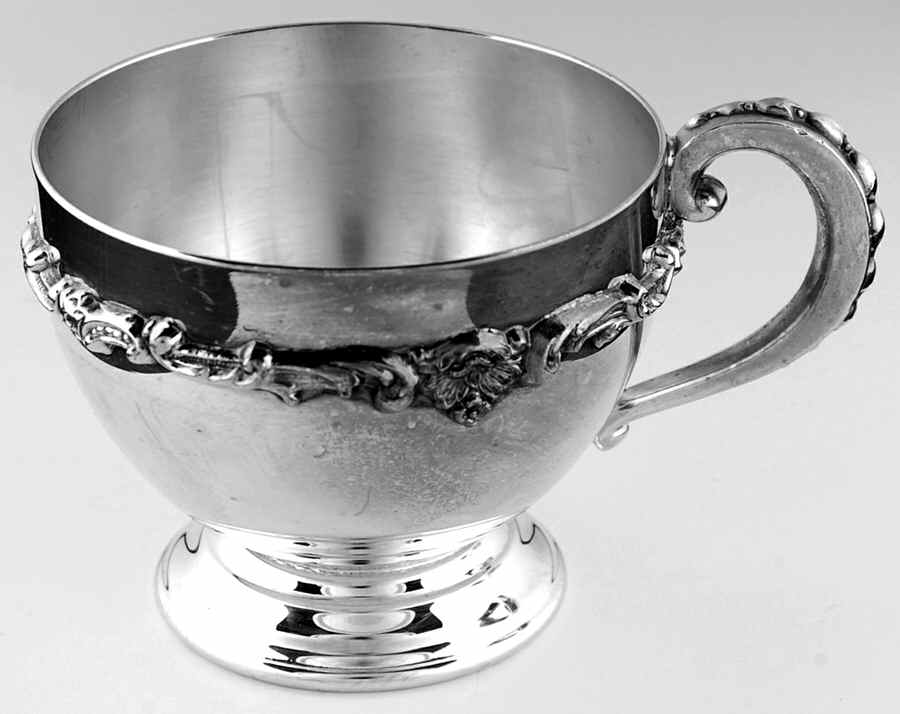 Lancaster Rose (Silverplate, Hollowware) Punch Cup by Poole Silver -1