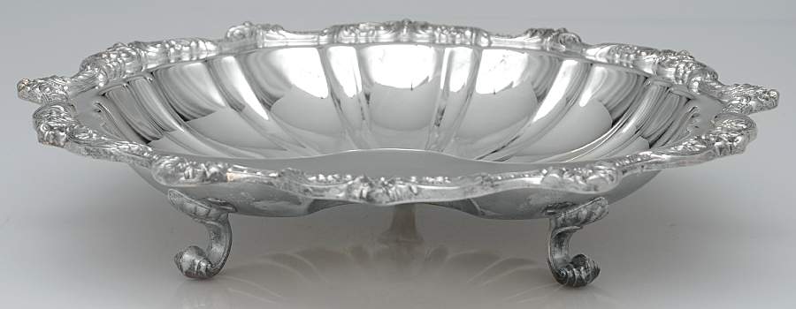 Old English (Silverplate, Hollowware) Silverplate Shell Bon Bon Bowl by Poole Silver -1